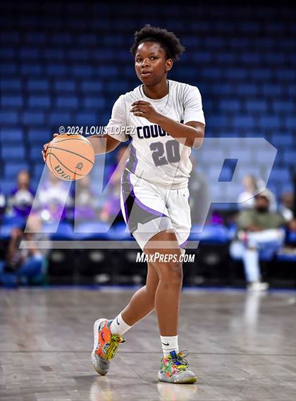 Thumbnail 1 in Rancho Cucamonga vs. Canyon (CIF SS DIV 4AA Championship) photogallery.