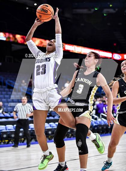 Thumbnail 2 in Rancho Cucamonga vs. Canyon (CIF SS DIV 4AA Championship) photogallery.