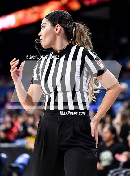 Thumbnail 1 in Rancho Cucamonga vs. Canyon (CIF SS DIV 4AA Championship) photogallery.
