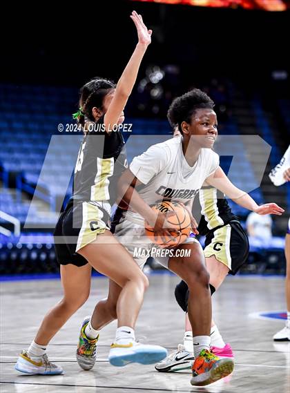 Thumbnail 3 in Rancho Cucamonga vs. Canyon (CIF SS DIV 4AA Championship) photogallery.