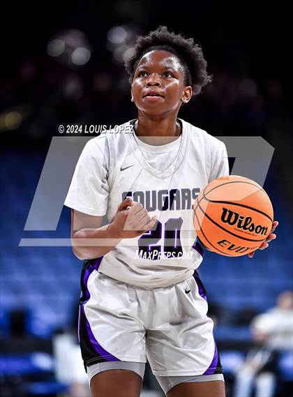 Thumbnail 2 in Rancho Cucamonga vs. Canyon (CIF SS DIV 4AA Championship) photogallery.
