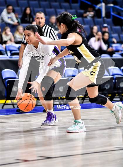 Thumbnail 2 in Rancho Cucamonga vs. Canyon (CIF SS DIV 4AA Championship) photogallery.