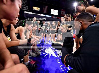 Thumbnail 1 in Rancho Cucamonga vs. Canyon (CIF SS DIV 4AA Championship) photogallery.