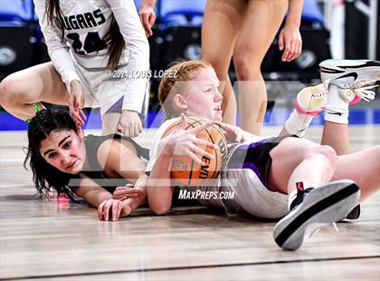 Thumbnail 1 in Rancho Cucamonga vs. Canyon (CIF SS DIV 4AA Championship) photogallery.