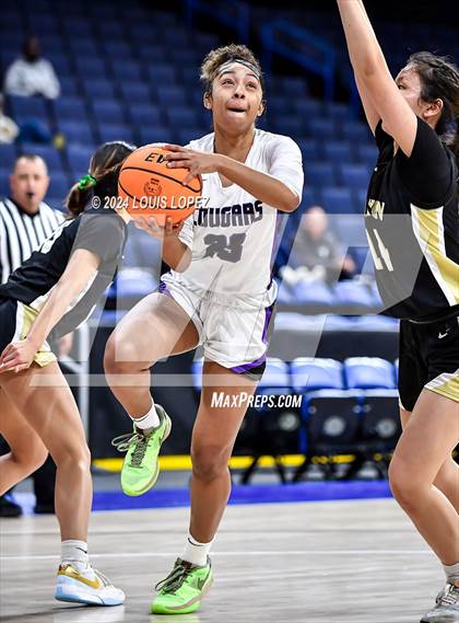 Thumbnail 3 in Rancho Cucamonga vs. Canyon (CIF SS DIV 4AA Championship) photogallery.