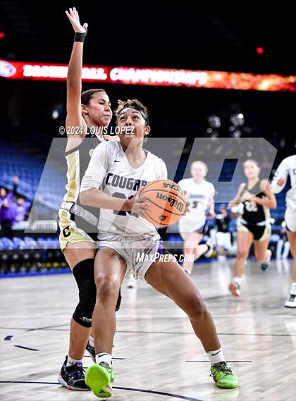 Thumbnail 2 in Rancho Cucamonga vs. Canyon (CIF SS DIV 4AA Championship) photogallery.
