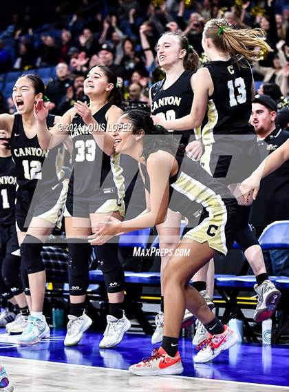 Thumbnail 1 in Rancho Cucamonga vs. Canyon (CIF SS DIV 4AA Championship) photogallery.