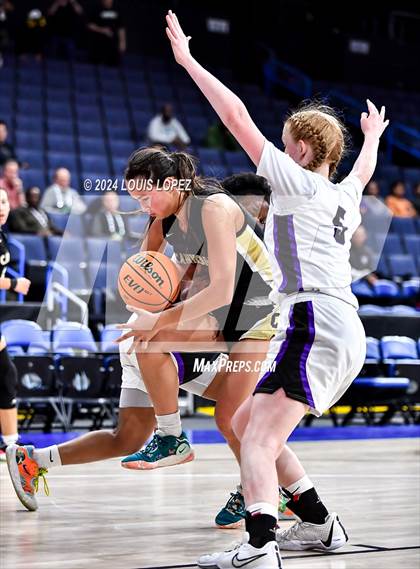 Thumbnail 2 in Rancho Cucamonga vs. Canyon (CIF SS DIV 4AA Championship) photogallery.