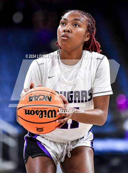 Thumbnail 1 in Rancho Cucamonga vs. Canyon (CIF SS DIV 4AA Championship) photogallery.