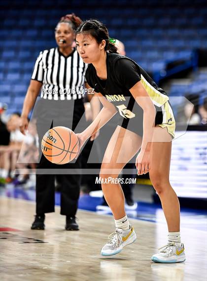 Thumbnail 2 in Rancho Cucamonga vs. Canyon (CIF SS DIV 4AA Championship) photogallery.