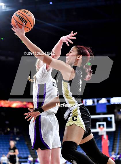 Thumbnail 1 in Rancho Cucamonga vs. Canyon (CIF SS DIV 4AA Championship) photogallery.