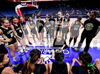 Thumbnail 3 in Rancho Cucamonga vs. Canyon (CIF SS DIV 4AA Championship) photogallery.