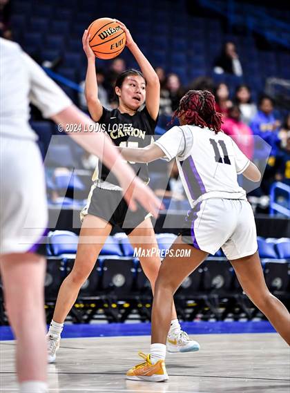 Thumbnail 2 in Rancho Cucamonga vs. Canyon (CIF SS DIV 4AA Championship) photogallery.