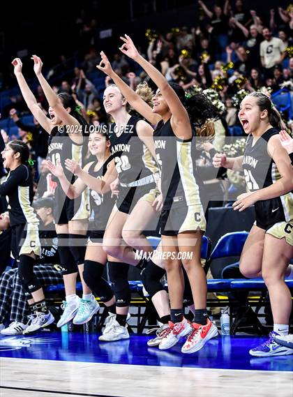 Thumbnail 2 in Rancho Cucamonga vs. Canyon (CIF SS DIV 4AA Championship) photogallery.
