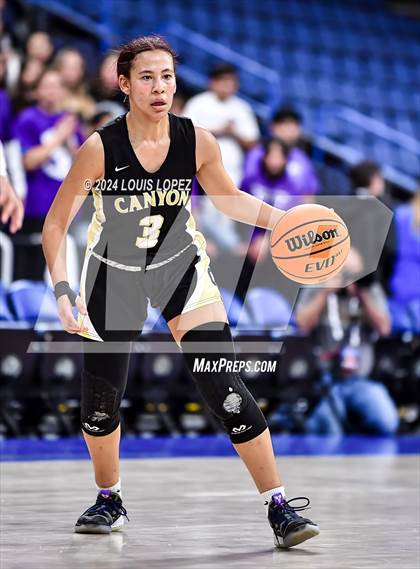 Thumbnail 2 in Rancho Cucamonga vs. Canyon (CIF SS DIV 4AA Championship) photogallery.