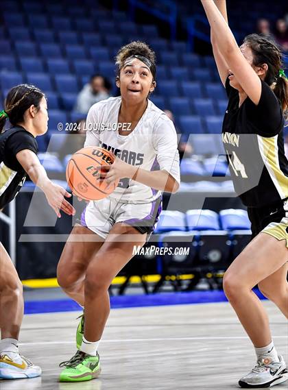 Thumbnail 2 in Rancho Cucamonga vs. Canyon (CIF SS DIV 4AA Championship) photogallery.
