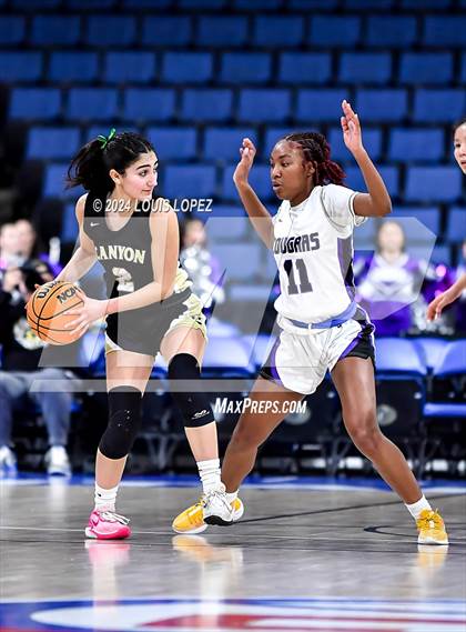 Thumbnail 3 in Rancho Cucamonga vs. Canyon (CIF SS DIV 4AA Championship) photogallery.