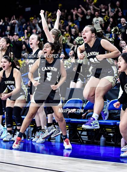 Thumbnail 2 in Rancho Cucamonga vs. Canyon (CIF SS DIV 4AA Championship) photogallery.