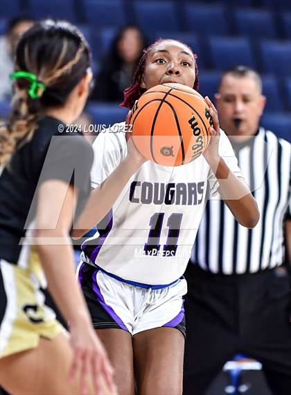 Thumbnail 3 in Rancho Cucamonga vs. Canyon (CIF SS DIV 4AA Championship) photogallery.