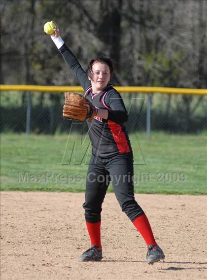 Thumbnail 3 in Pinckneyville @ DuQuoin photogallery.