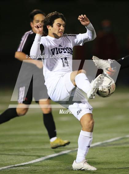 Thumbnail 2 in Victor @ Penfield (NYSPHSAA Section 5 Class AA Semifinal) photogallery.