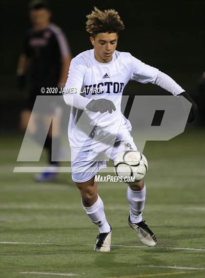 Thumbnail 2 in Victor @ Penfield (NYSPHSAA Section 5 Class AA Semifinal) photogallery.