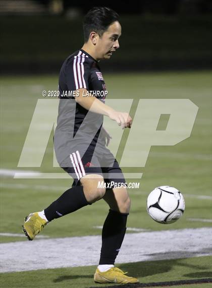 Thumbnail 2 in Victor @ Penfield (NYSPHSAA Section 5 Class AA Semifinal) photogallery.