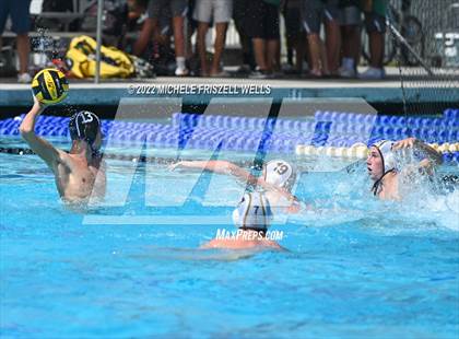 Thumbnail 3 in Carlsbad vs Saint Francis (America's Finest City) photogallery.