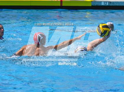 Thumbnail 2 in Carlsbad vs Saint Francis (America's Finest City) photogallery.