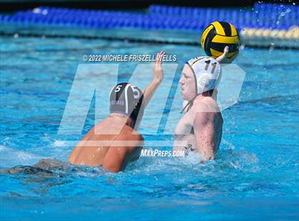 Thumbnail 2 in Carlsbad vs Saint Francis (America's Finest City) photogallery.