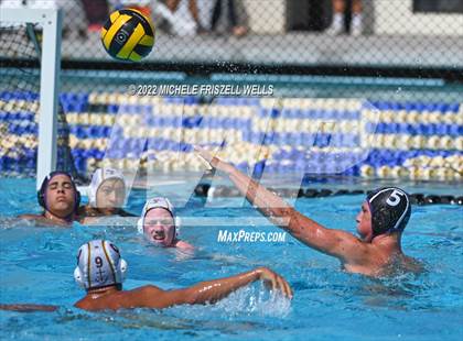 Thumbnail 3 in Carlsbad vs Saint Francis (America's Finest City) photogallery.