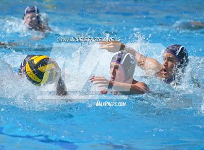 Thumbnail 2 in Carlsbad vs Saint Francis (America's Finest City) photogallery.