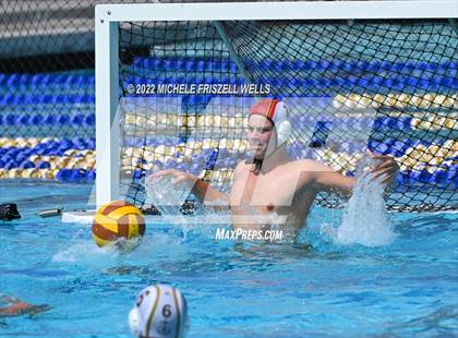 Thumbnail 3 in Carlsbad vs Saint Francis (America's Finest City) photogallery.