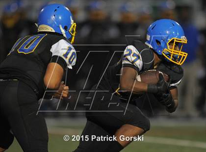 Thumbnail 1 in East St. Louis vs. Simeon  photogallery.