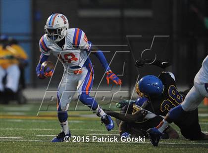 Thumbnail 2 in East St. Louis vs. Simeon  photogallery.