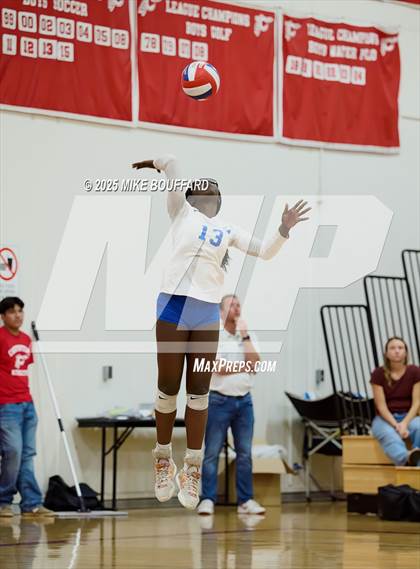 Thumbnail 1 in West Valley vs Cate (CIF-SS Div 7 Finals) photogallery.