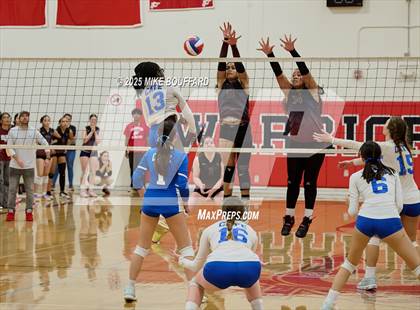 Thumbnail 2 in West Valley vs Cate (CIF-SS Div 7 Finals) photogallery.