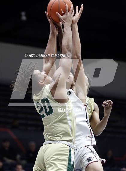 Thumbnail 2 in Weston Ranch vs. Moreau Catholic (MaxPreps MLK Classic) photogallery.
