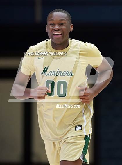 Thumbnail 2 in Weston Ranch vs. Moreau Catholic (MaxPreps MLK Classic) photogallery.
