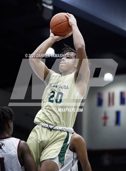 Thumbnail 3 in Weston Ranch vs. Moreau Catholic (MaxPreps MLK Classic) photogallery.