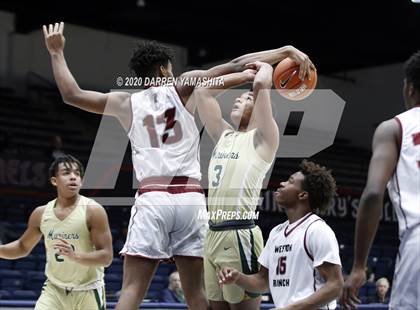 Thumbnail 2 in Weston Ranch vs. Moreau Catholic (MaxPreps MLK Classic) photogallery.