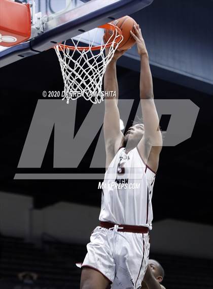 Thumbnail 2 in Weston Ranch vs. Moreau Catholic (MaxPreps MLK Classic) photogallery.