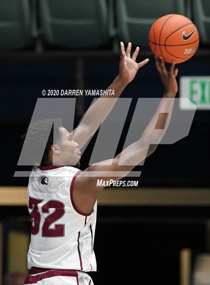 Thumbnail 2 in Weston Ranch vs. Moreau Catholic (MaxPreps MLK Classic) photogallery.