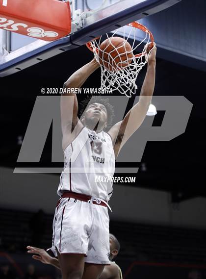 Thumbnail 3 in Weston Ranch vs. Moreau Catholic (MaxPreps MLK Classic) photogallery.