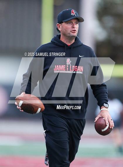 Thumbnail 1 in Encinal @ James Logan photogallery.