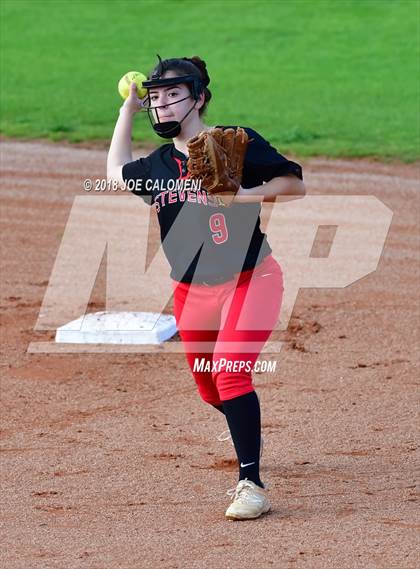 Thumbnail 1 in Stevens [John Paul] vs Saginaw (NISD Softball Tournament) photogallery.