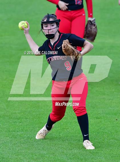 Thumbnail 3 in Stevens [John Paul] vs Saginaw (NISD Softball Tournament) photogallery.