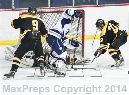 Thumbnail 3 in Oakville vs. St. Louis University photogallery.