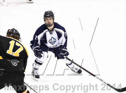 Thumbnail 2 in Oakville vs. St. Louis University photogallery.