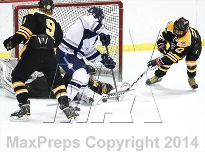 Thumbnail 2 in Oakville vs. St. Louis University photogallery.